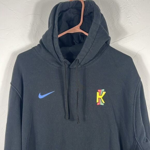 🏀🏀 NIKE KYRIE IRVING x SPONGEBOB Pineapple Club HOODIE Sweatshirt - Sz L - EUC - Picture 2 of 9